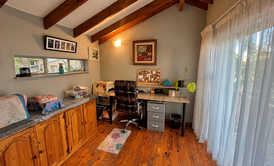 3 Bedroom Property for Sale in Kosmos North West